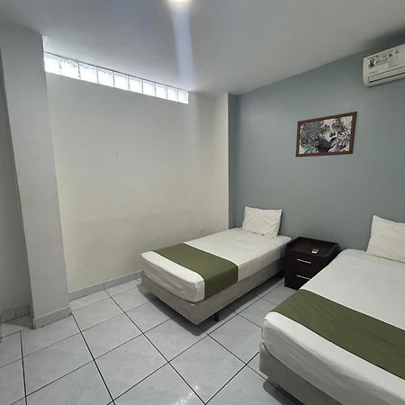 Departamentos De 2 Y 3 Habitaciones En El Centro De マンタ エクステリア 写真