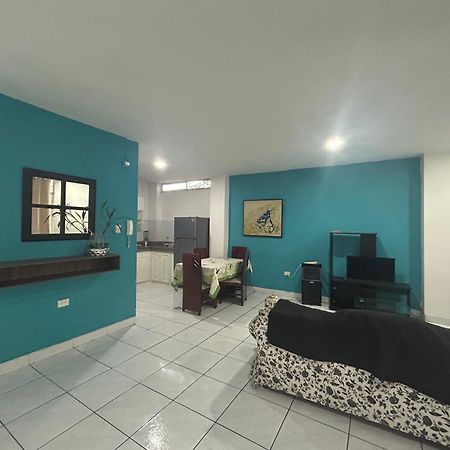 Departamentos De 2 Y 3 Habitaciones En El Centro De マンタ エクステリア 写真